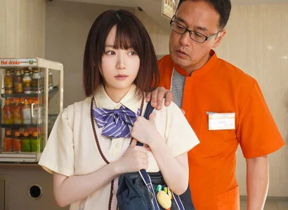 Anh quản lý bắt gặp em gái lấy trộm đồ trong cửa hàng